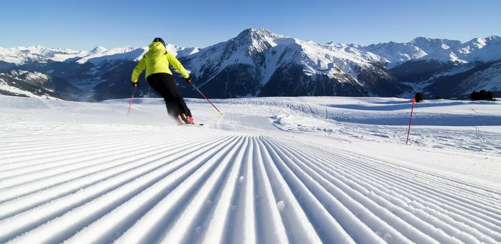 Winterliches Bergpanorama in der Ferienregion Klausen